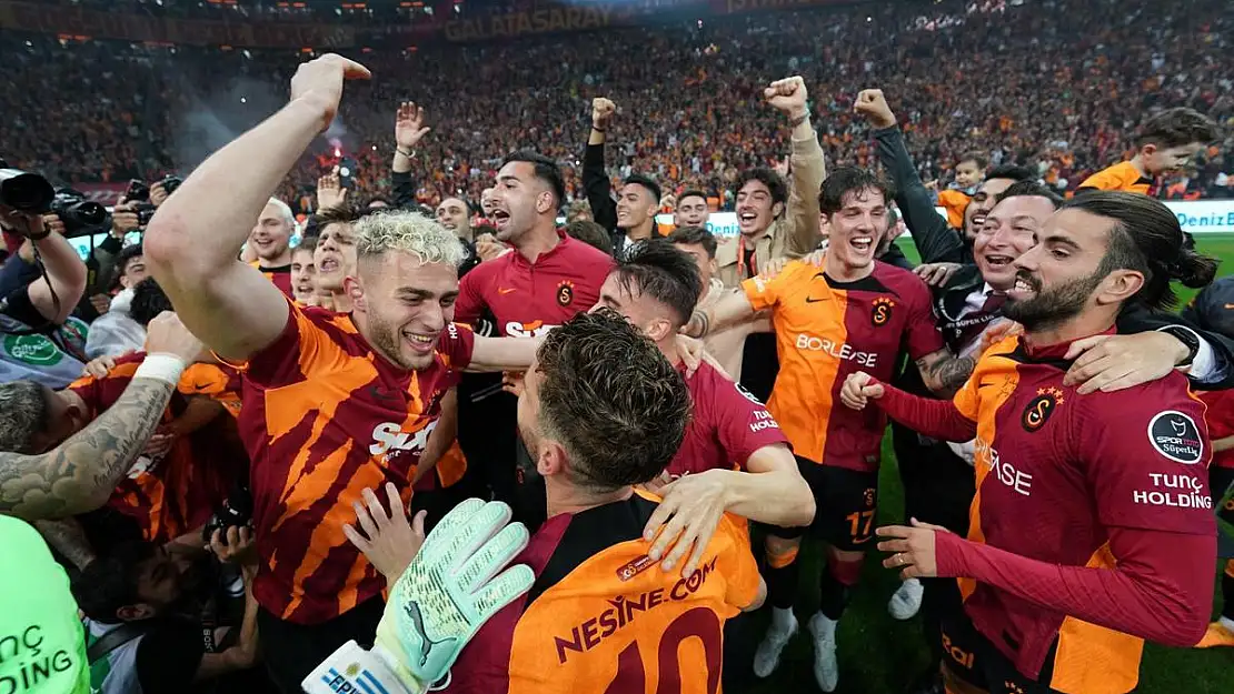 Galatasaray’ın şampiyonluk kutlamaları başladı