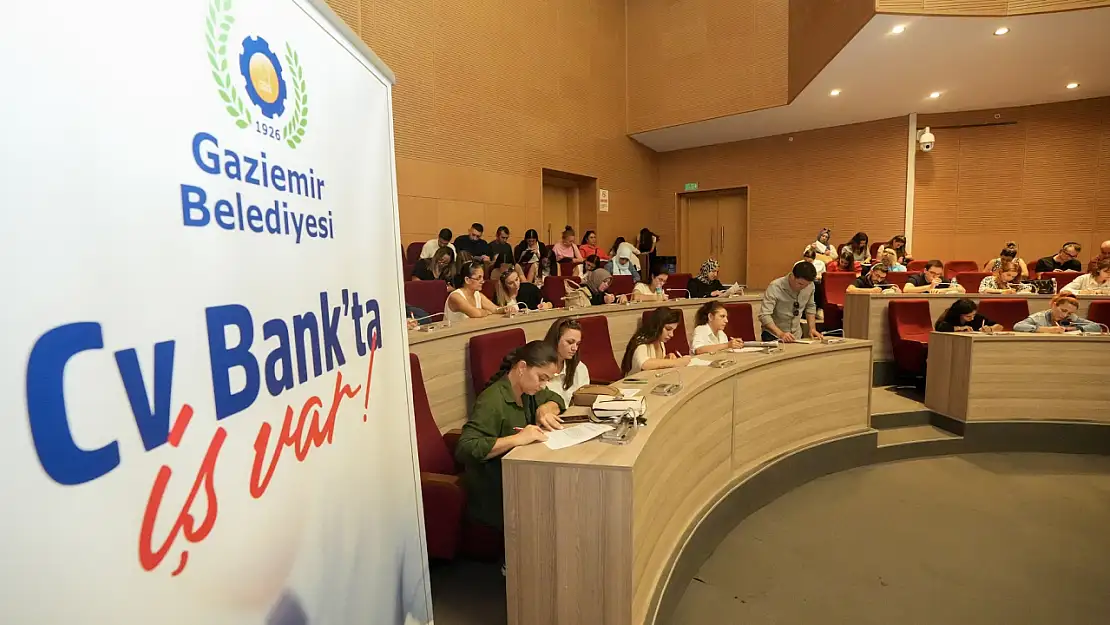 Gaziemir Belediyesi 'CV Bank' birimiyle iş imkanı sağlamaya devam ediyor 