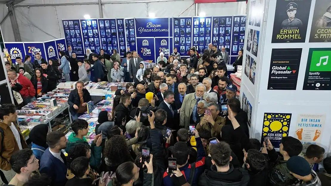 Gebze’deki Kitap fuarına yoğun ilgi