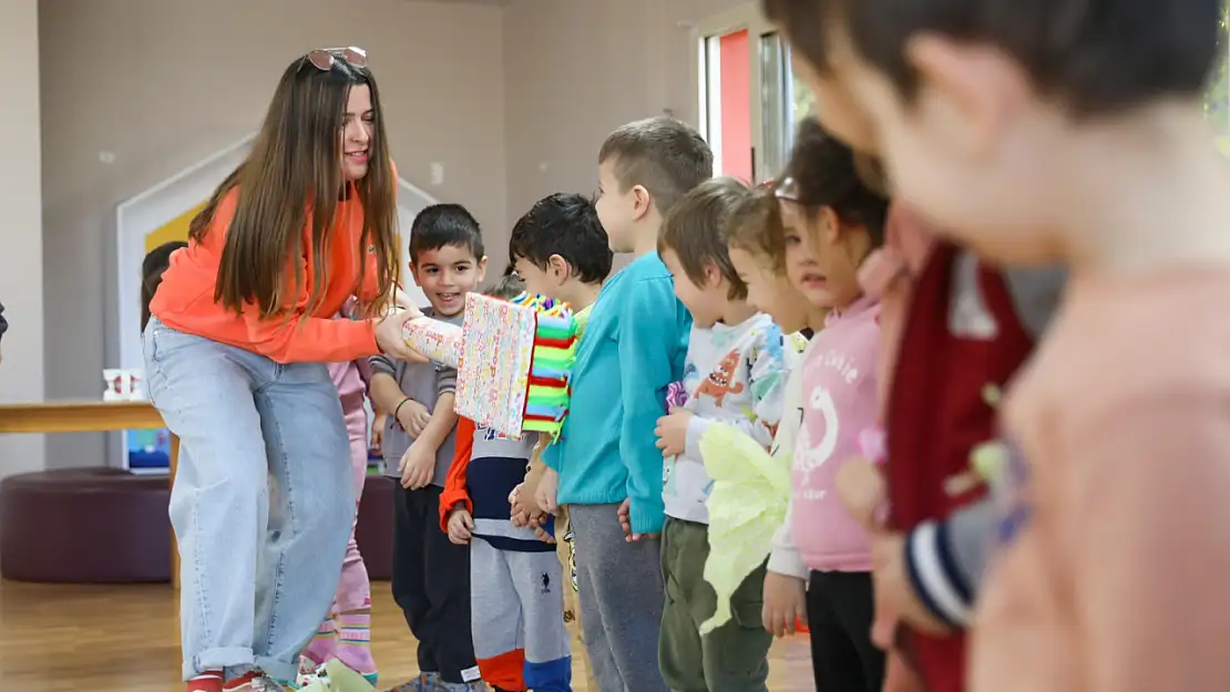 Geleceğin sağlıklı dişleri için Buca'da eğlenceli eğitim