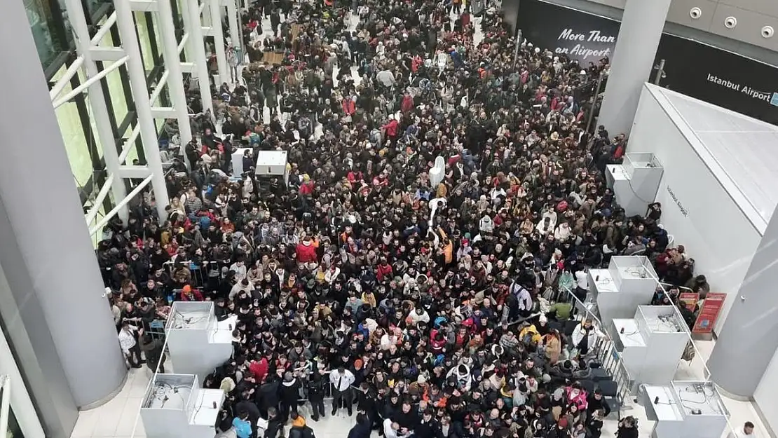 Gönüllüler İstanbul Havalimanı’na akın etti