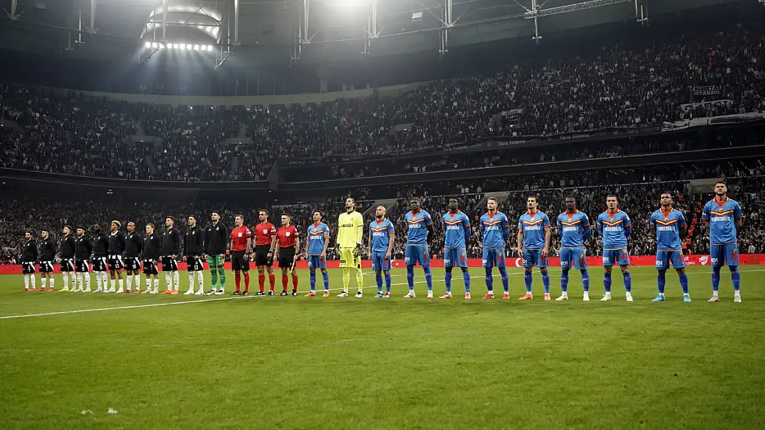 Göztepe - Beşiktaş maçına saatler kaldı! Muhtemel 11'ler