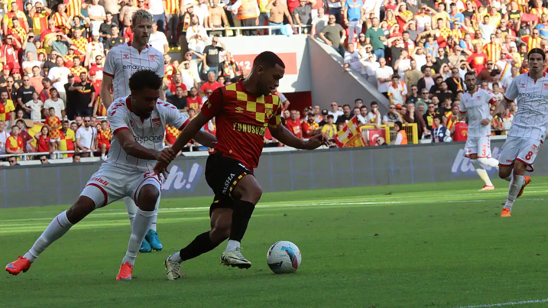 Göztepe, Sivasspor'u 3-2 Mağlup Etti: Nefes Kesen Mücadele