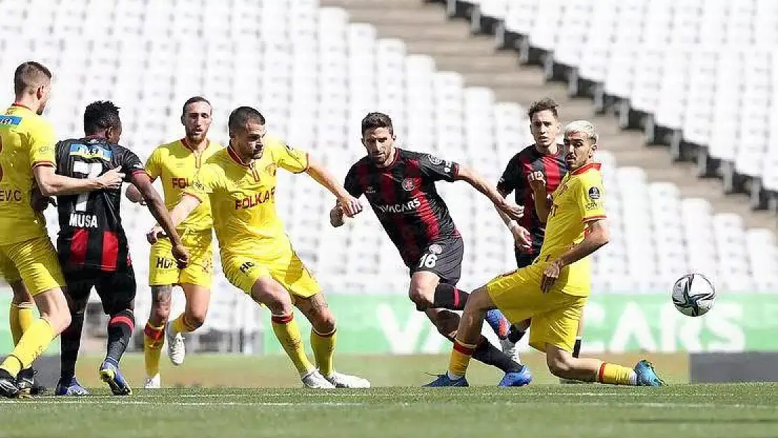 Göztepe'de kötü gidiş sürüyor