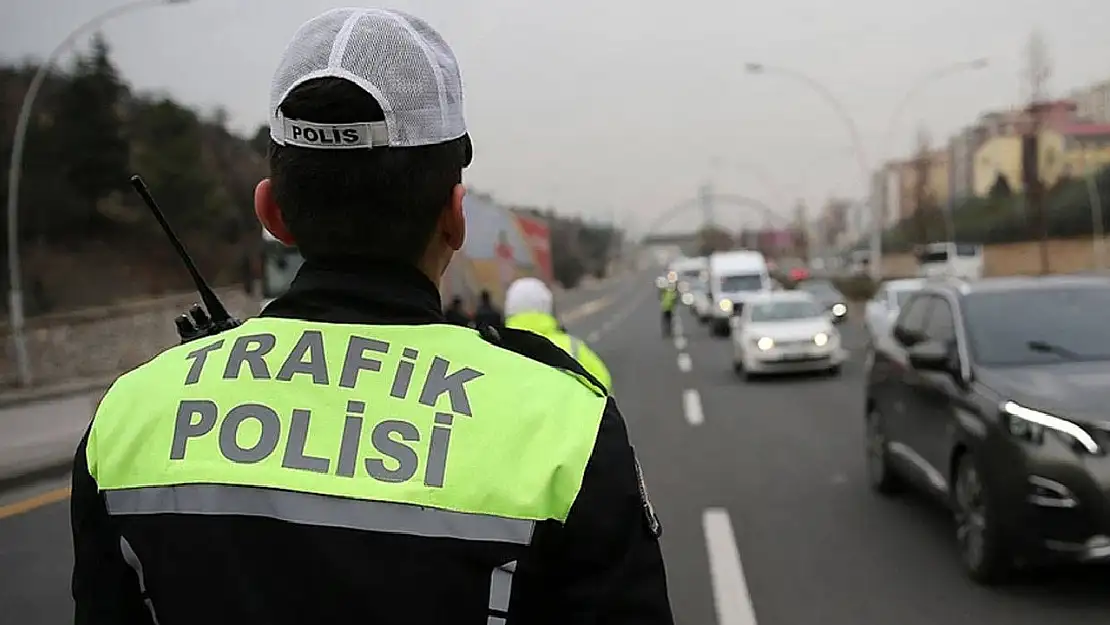 Güvenli trafik için yoğun denetim: İşlem yapılan sürücü sayısı açıklandı!