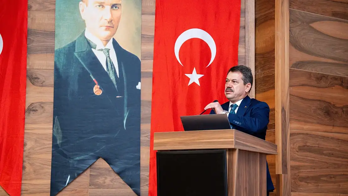Hâkim ve savcı eğiticileri İzmir'de bir araya geldi