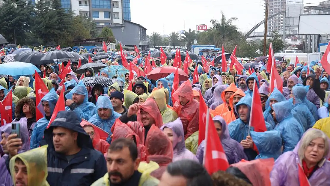 Hataylılardan Lütfü Savaş’a destek