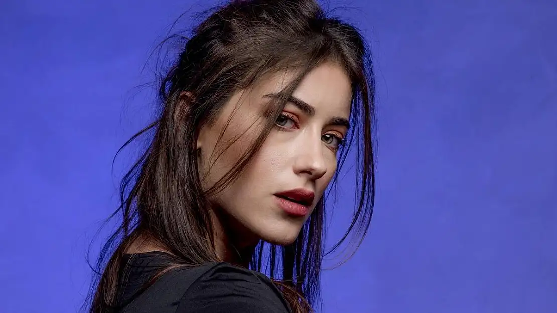 Hazal Kaya’dan ‘Atatürk’ dizisi yorumu geldi