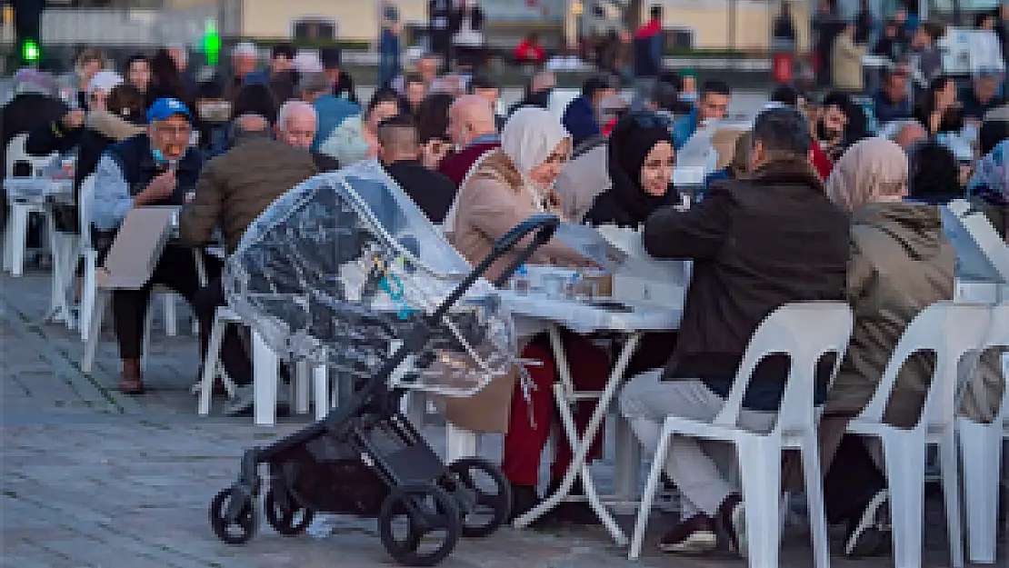 İBB dayanışması Ramazan’da da devam ediyor! 