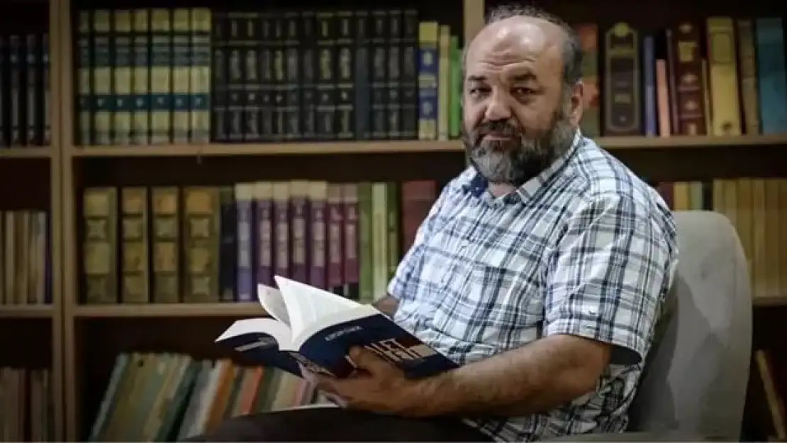 İhsan Eliaçık kimdir?
