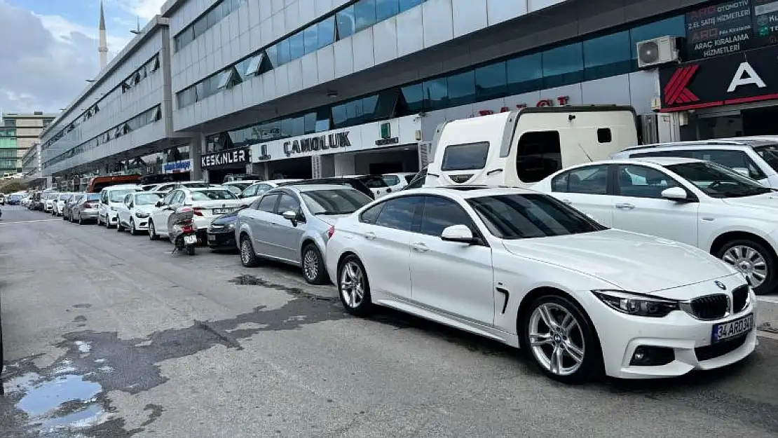 İkinci el otomobilde fiyatlar yokuş aşağı gidiyor