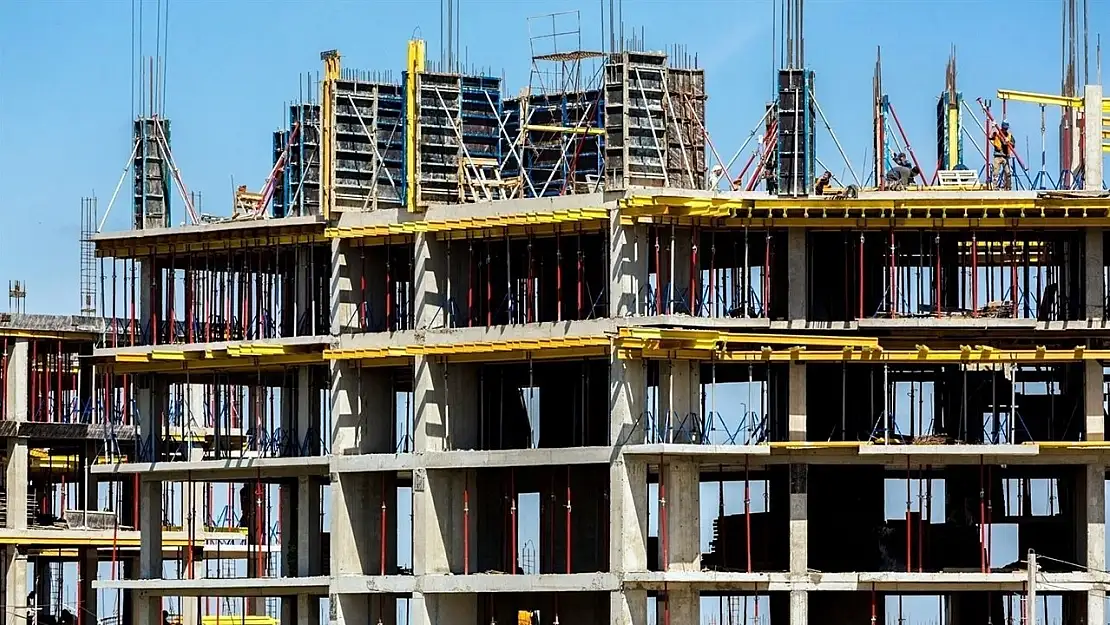 İnşaatta iki farklı tablo: TÜİK verileri paylaştı    
