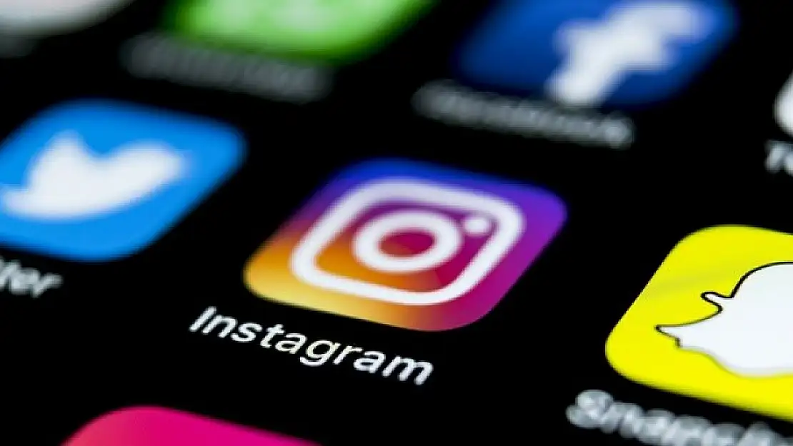 Instagram’a ‘Reels’ indirme özelliği geldi