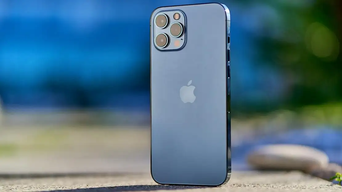 iPhone 15’in Türkiye fiyatları dudak uçuklattı