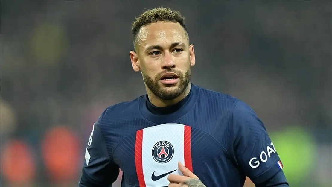 İranlı kadınlar Neymar'ı tribünden izleyecek