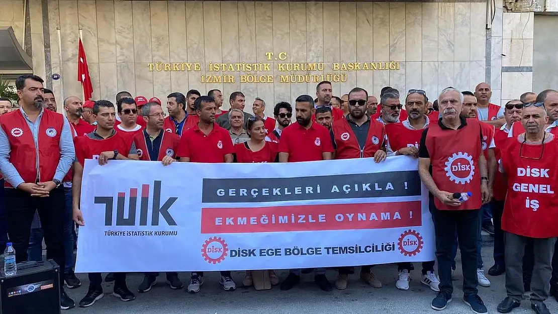 İşçiler alkışla protesto etti: TÜİK değil CUİK