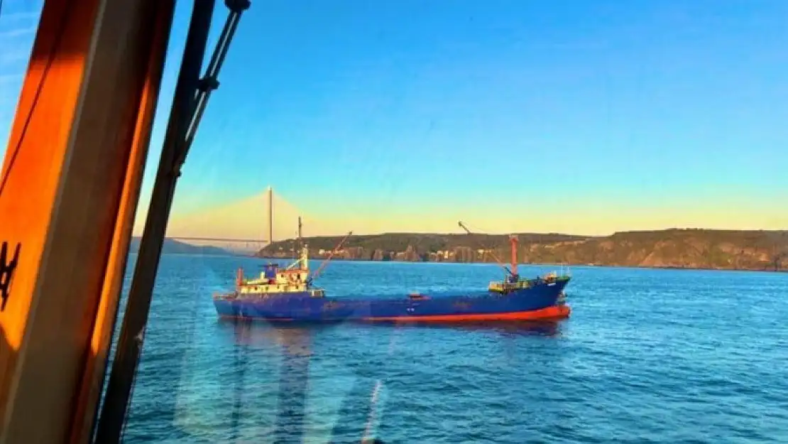 İstanbul Boğazı’nda gemi trafiği yeniden açıldı