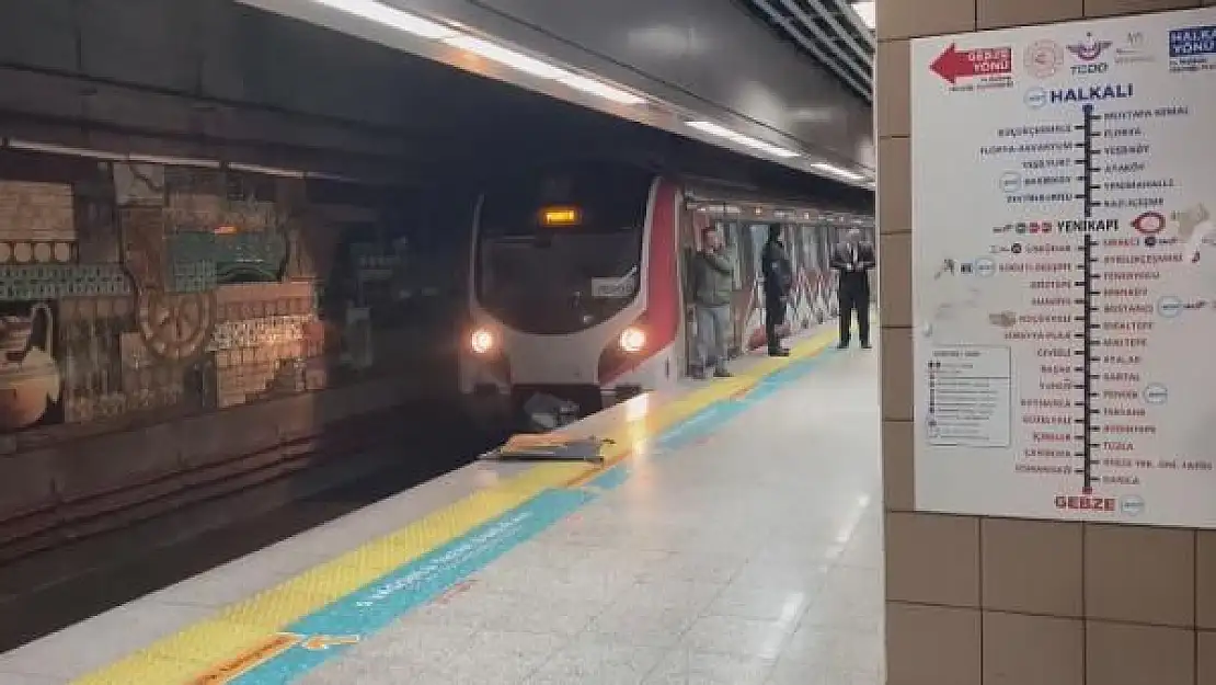 İstanbul’da Marmaray’da intihar girişimi