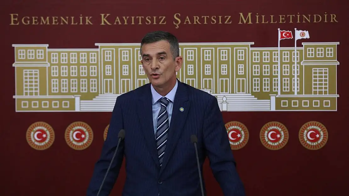 İYİ Parti Sakarya Milletvekili Ümit Dikbayır, partisinden ihraç edildi