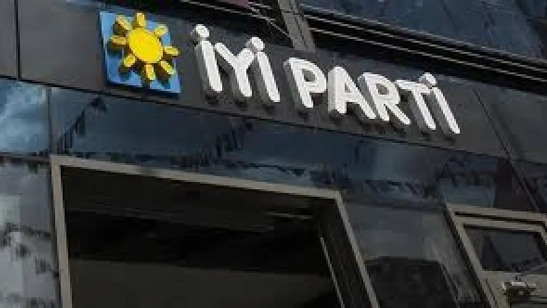 İYİ Parti’de istifa