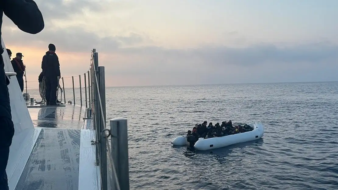 İzmir açıklarında hareketlilik: Ölüm yolculuğu engellendi