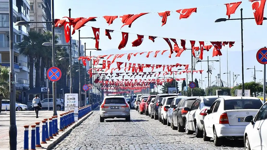 İzmir Cumhuriyet’in 100'üncü yıl kutlamalarına hazırlanıyor