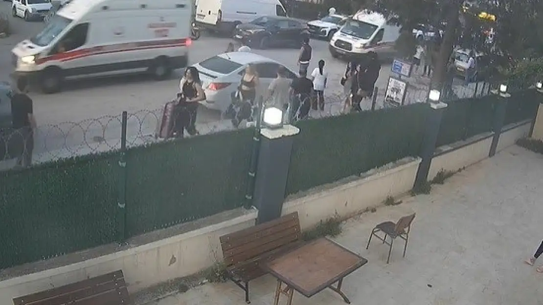 İzmir'de çocuk kavgası silahlı çatışmaya dönüştü: Yaralılar var