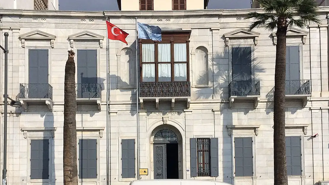 İzmir'de Cumhuriyet'in izleri: Atatürk Müzesi'ni keşfedin !