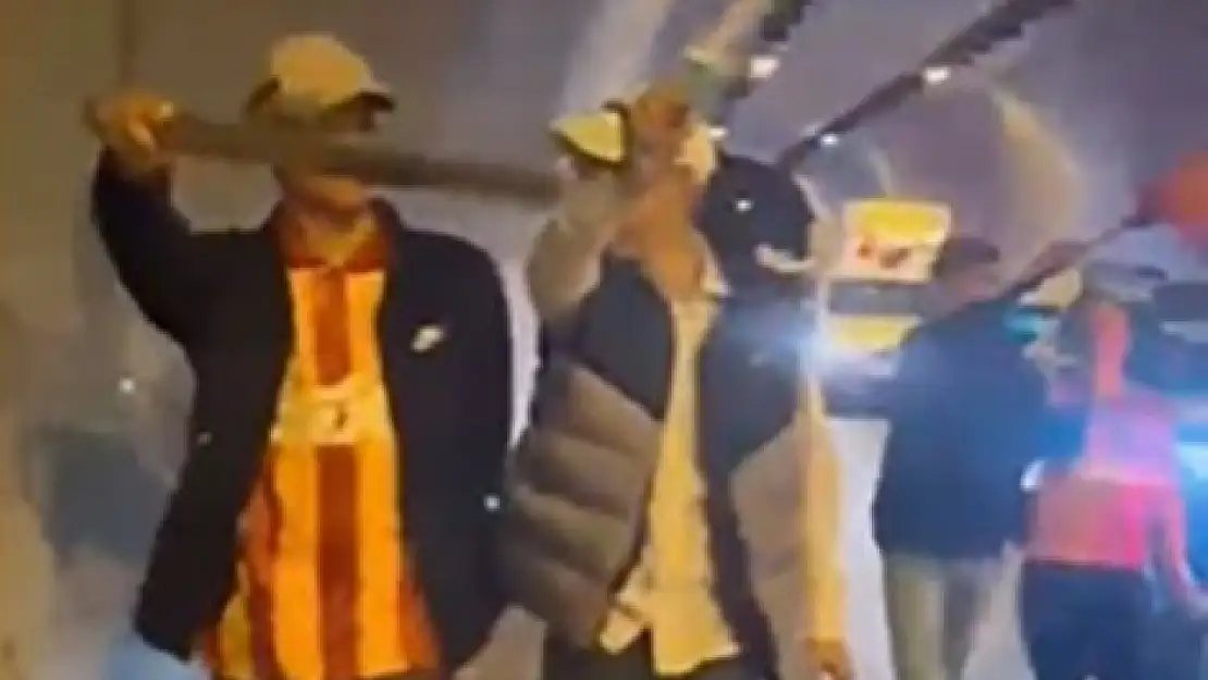 İzmir'de döner bıçaklı kutlama: Genç holiganlar serbest kaldı!