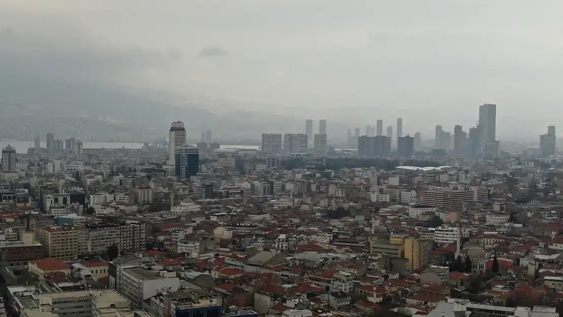 İzmir'de herkes kapısını, penceresini kapatsın: Valilik vatandaşlara duyuruda bulundu