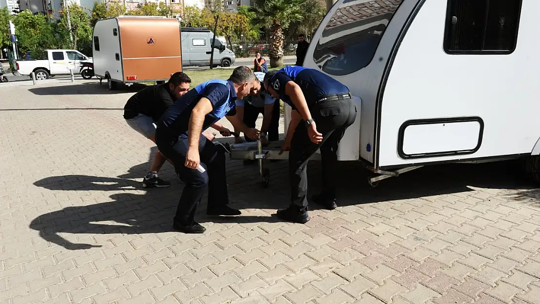 İzmir'de karavan parkı sorununa müdahale 