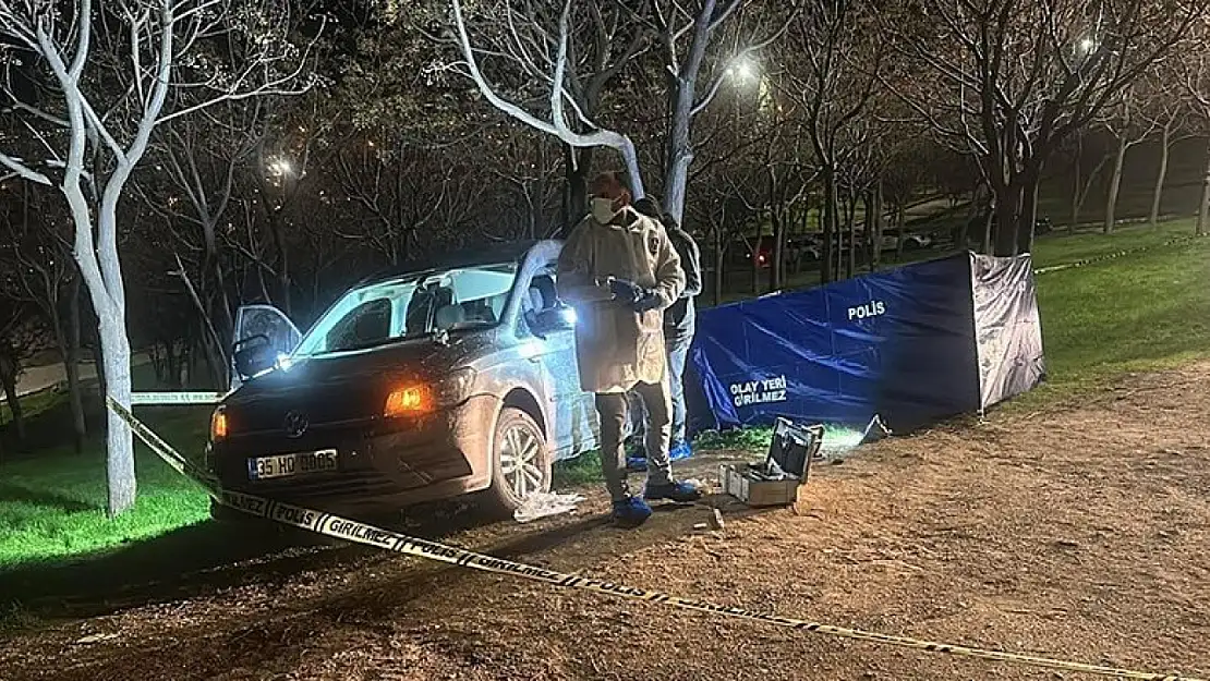 İzmir'de korkunç olay: Arkadaşını aracın içinde bıçaklayarak öldürdü!