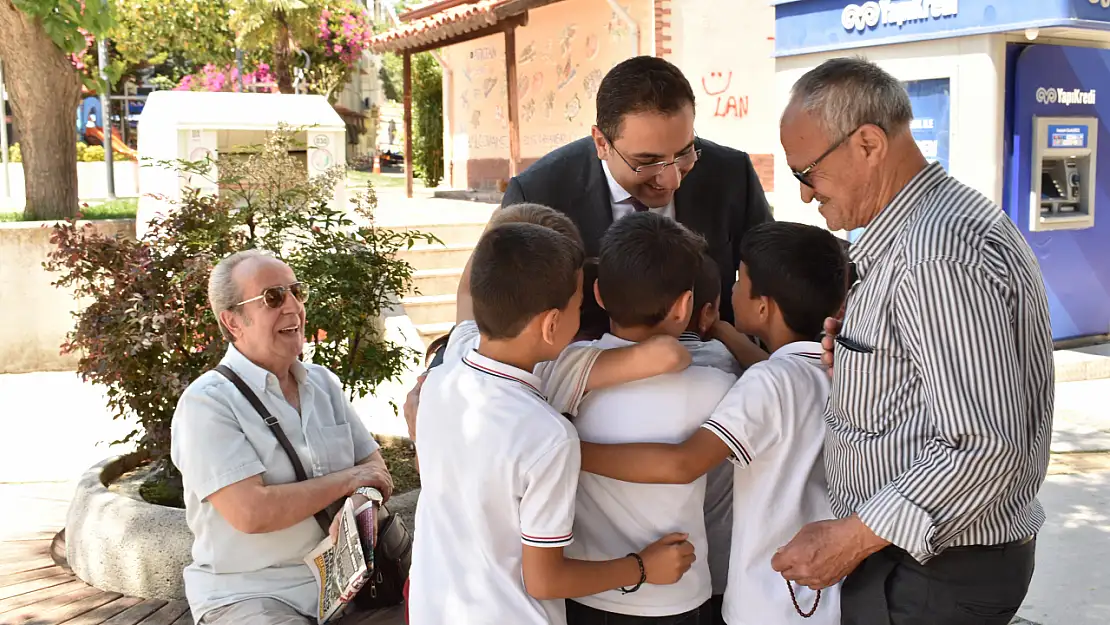 İzmir'de öğrencilerin yüzünü güldüren sürpriz! Bu fırsatı kaçırma, sadece öğrenci kartı yeterli