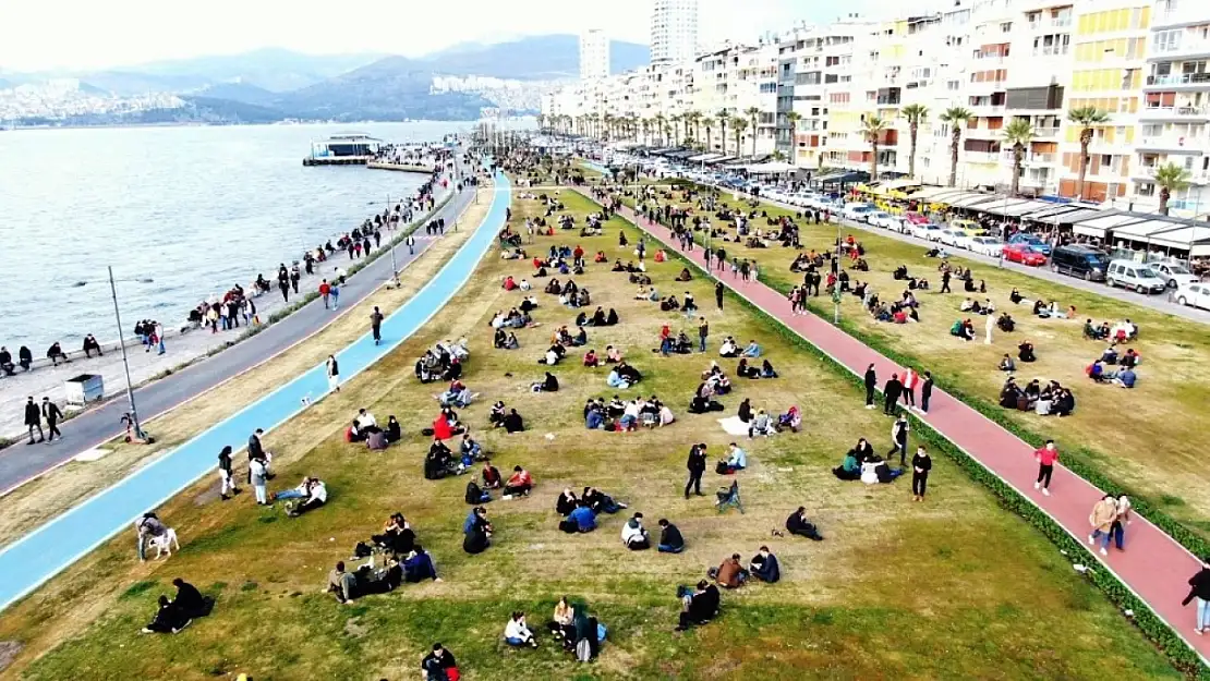 İzmir'de oruçluyken gezilecek yerler: Yemek yemeden, kahve içmeden keyifli vakit geçirmek isteyen bu listeye baksın