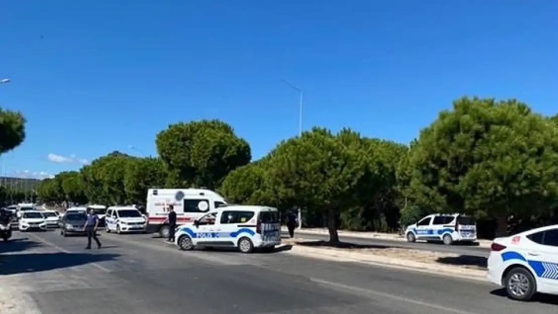 İzmir'de şok olay: Ambulansı kaçırdı!