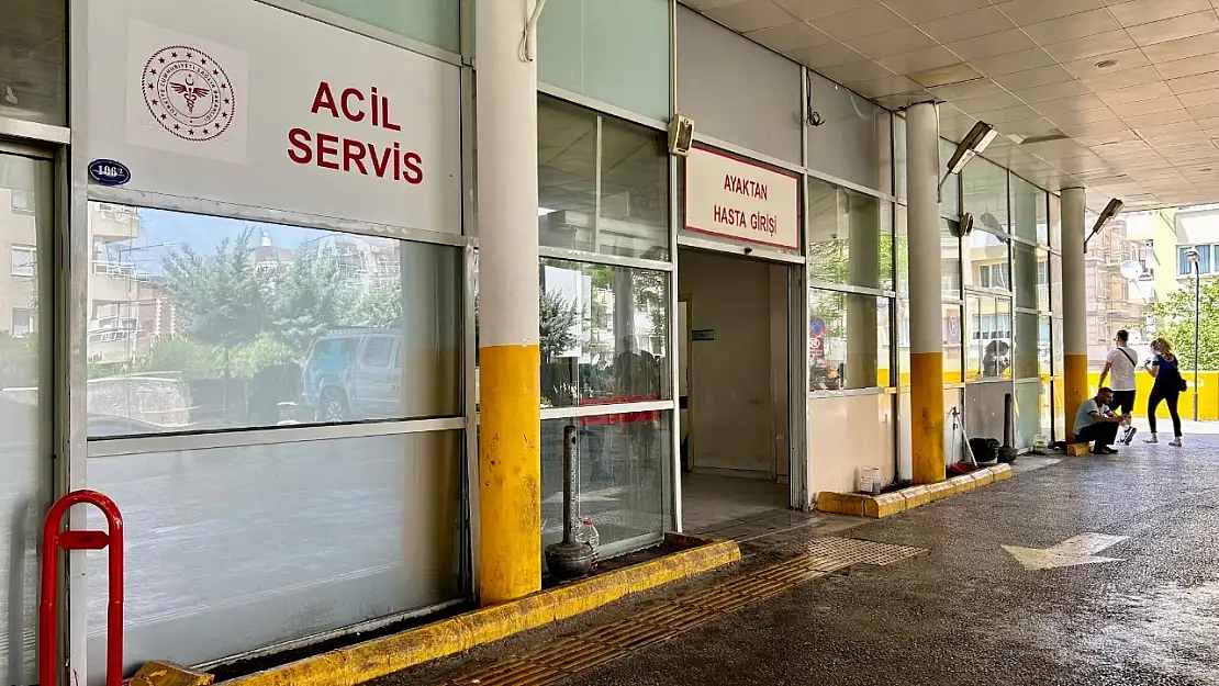 İzmir'de sokak ortasında kanlı hesaplaşma: Ölü ve yaralı var