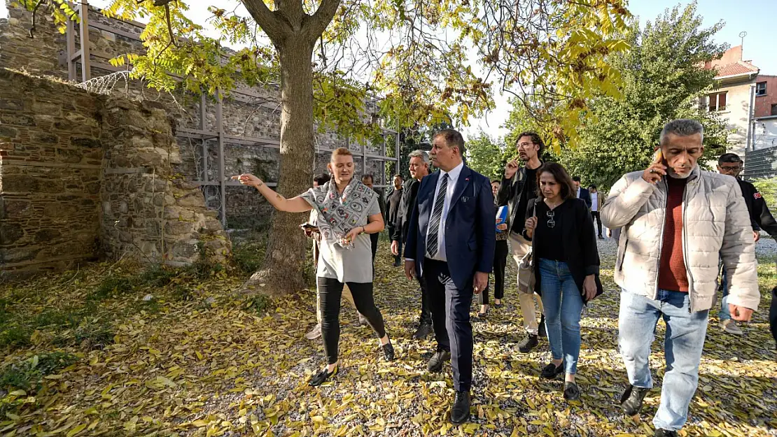 İzmir'de tarihi mahallelere hassas dokunuş