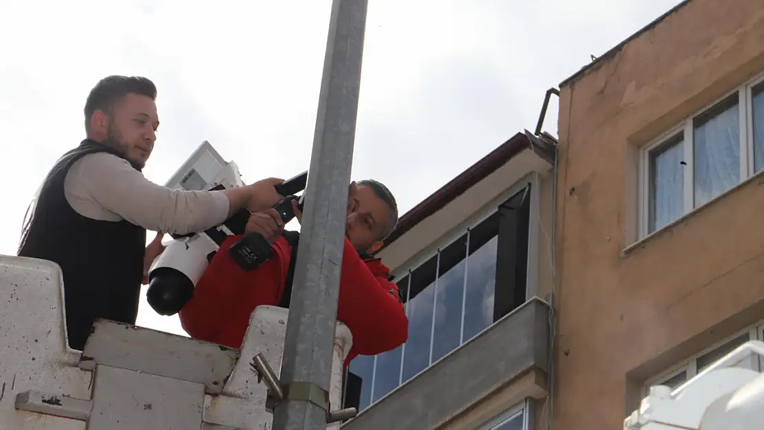 İzmir'de temiz bir çevre için kameralı takip başlıyor