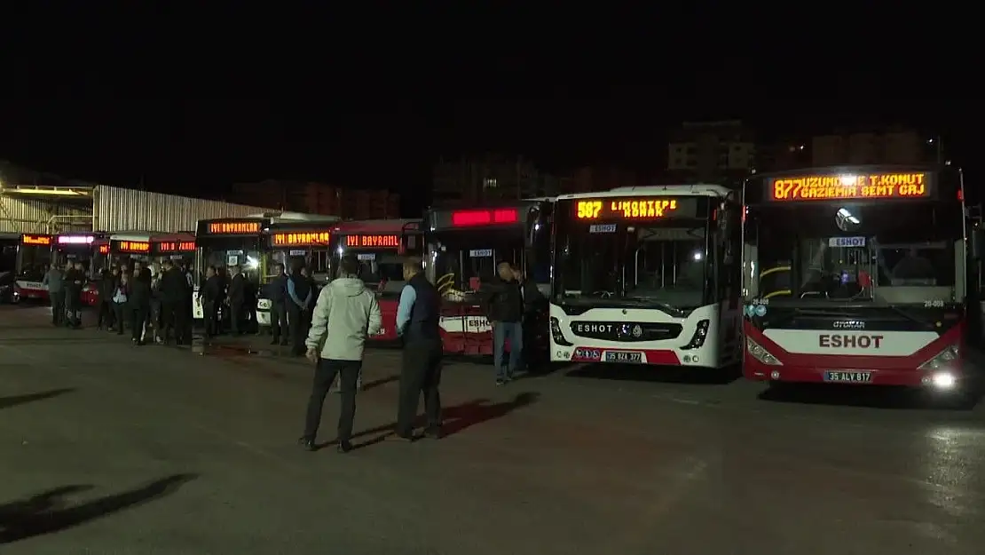 İzmir'de toplu taşıma araçları ile evine ya da işine gidenler: Bugün başladı