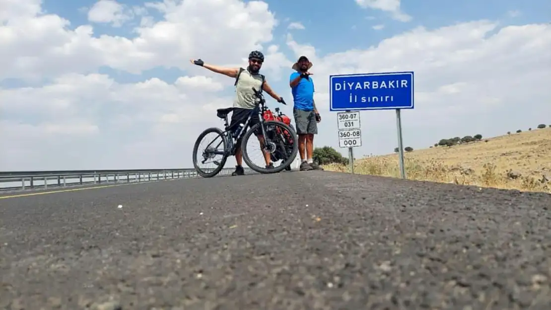 İzmir'den Asya'ya pedallı yolculuk: İlham veren hikaye!