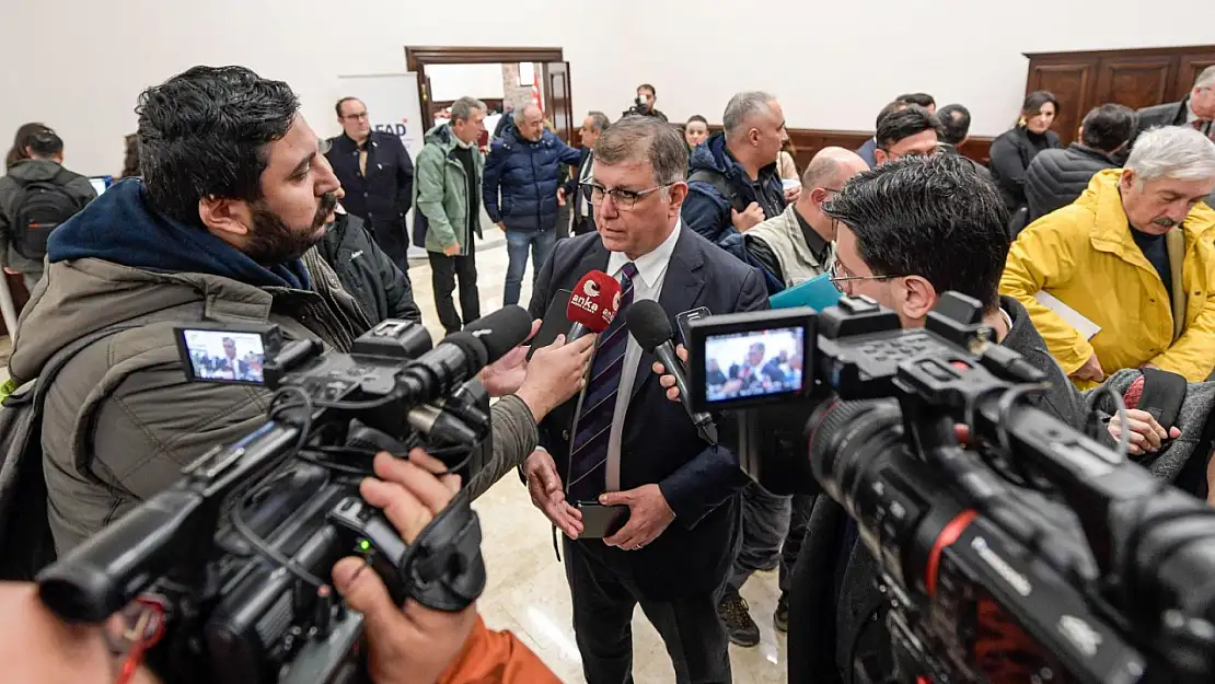 İzmir deprem için ne kadar hazır? Cemil Tugay'dan kritik açıklama