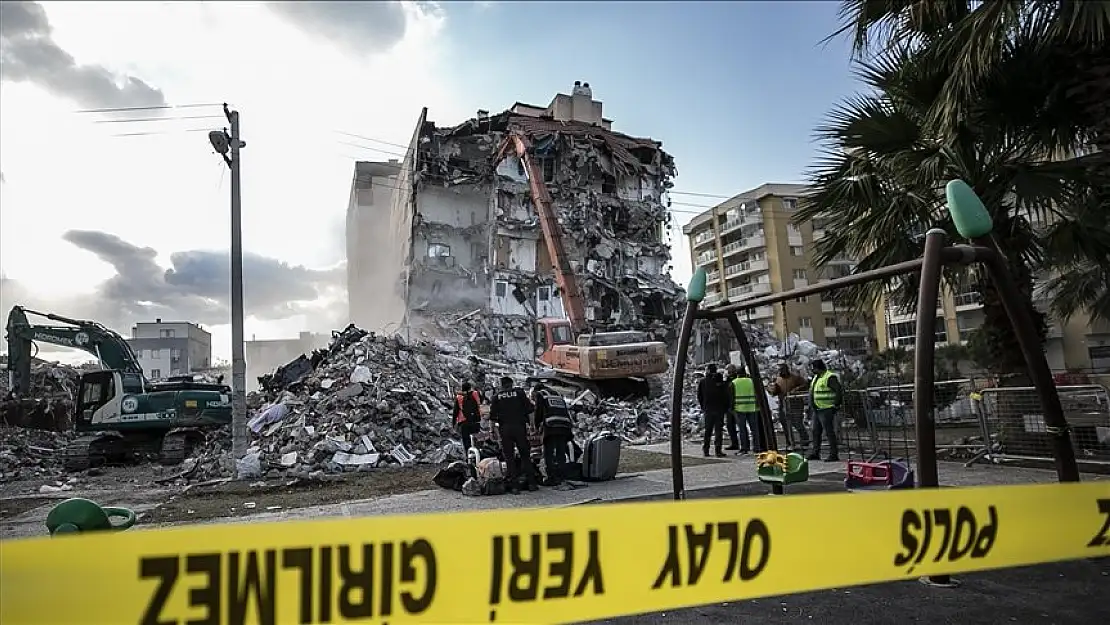 <strong>İzmir depremi soruşturması</strong>