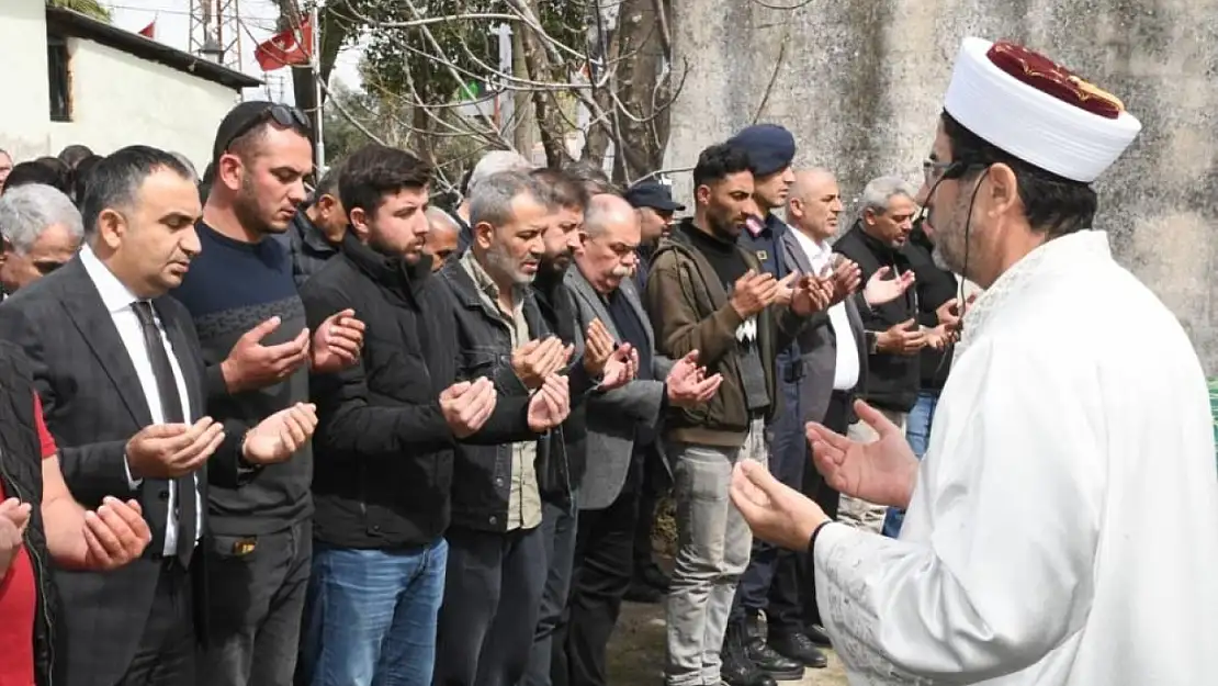 İzmir'i yasa boğan ölüm: Kalp krizi geçirdi