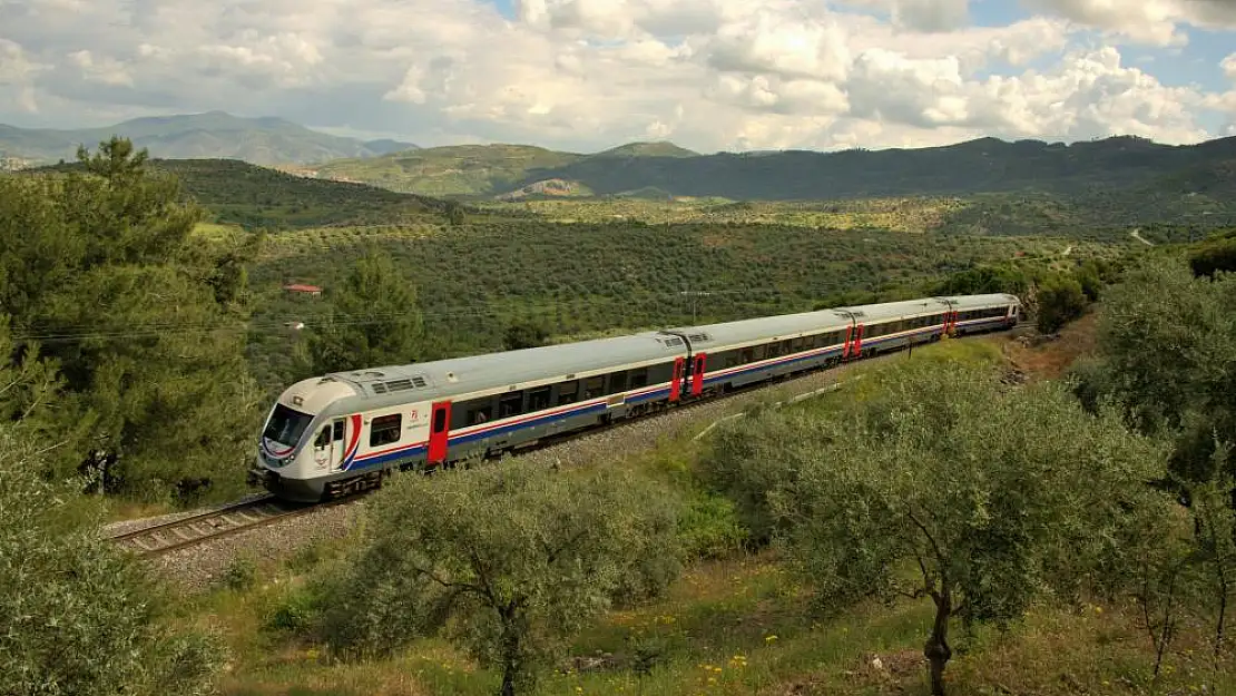 İzmir ile Isparta arasında gündüz seferlerine başlıyor