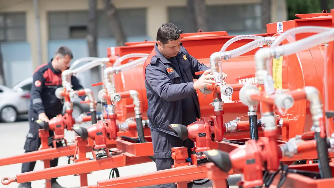 İzmir'in orman köylerine tanker dağıtımı başladı