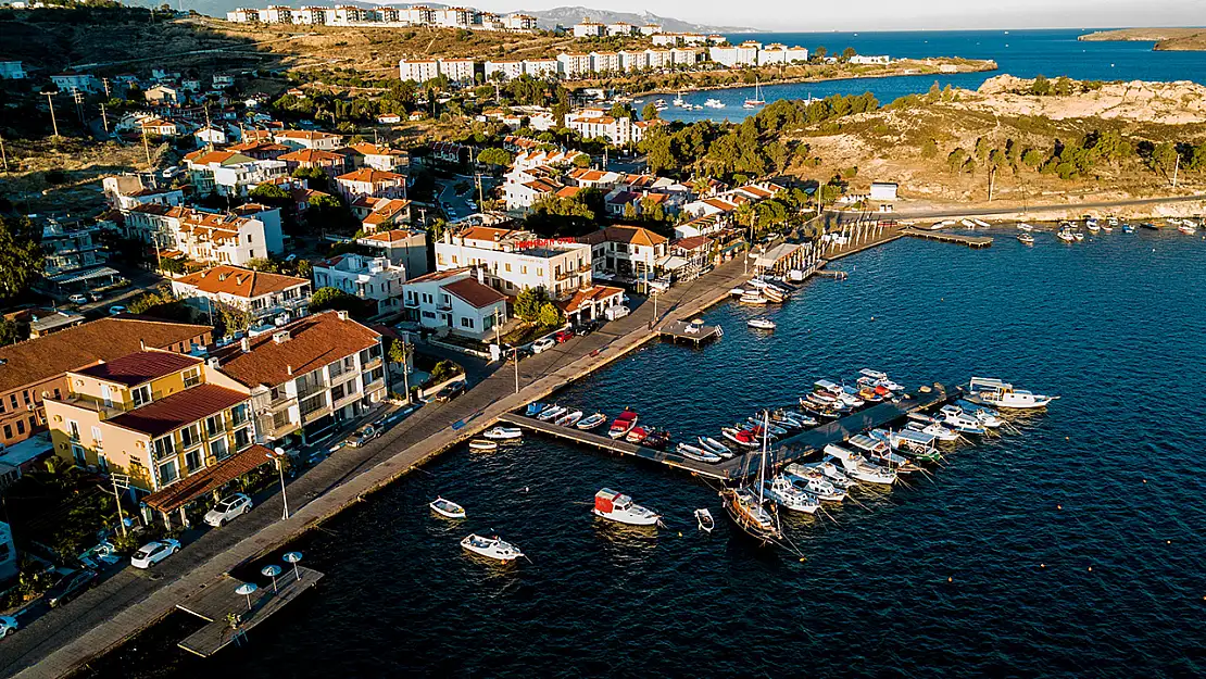 İzmir'in saklı cenneti Foça: Antik tarihin izinde, doğa ve huzur bir arada!