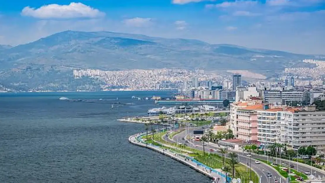 İzmir İş Dünyası’ndan 19 Mayıs’ta bağımsızlık ve özgürlük vurgusu