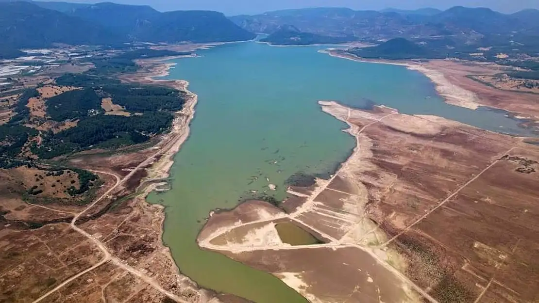 İzmir susuz kalabilir! Tahtalı Barajı'ndaki düşüş korkuttu