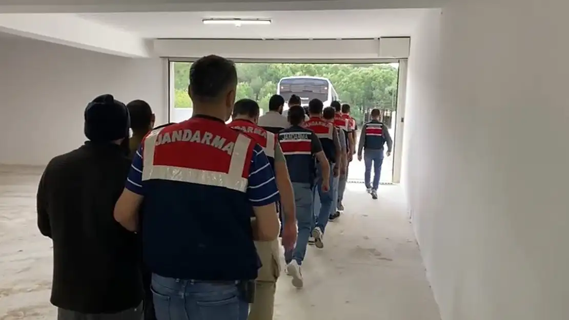 İzmir'de DEAŞ operasyonu! 8 kişi tutuklandı… 