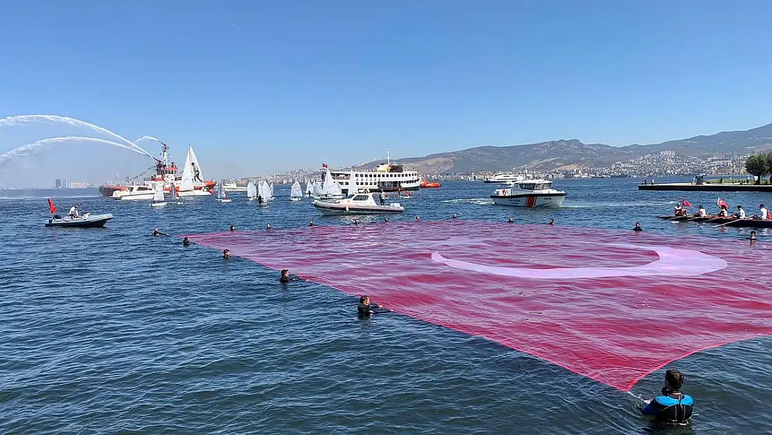 İzmir’de Kabotaj Bayramı törenle kutlandı